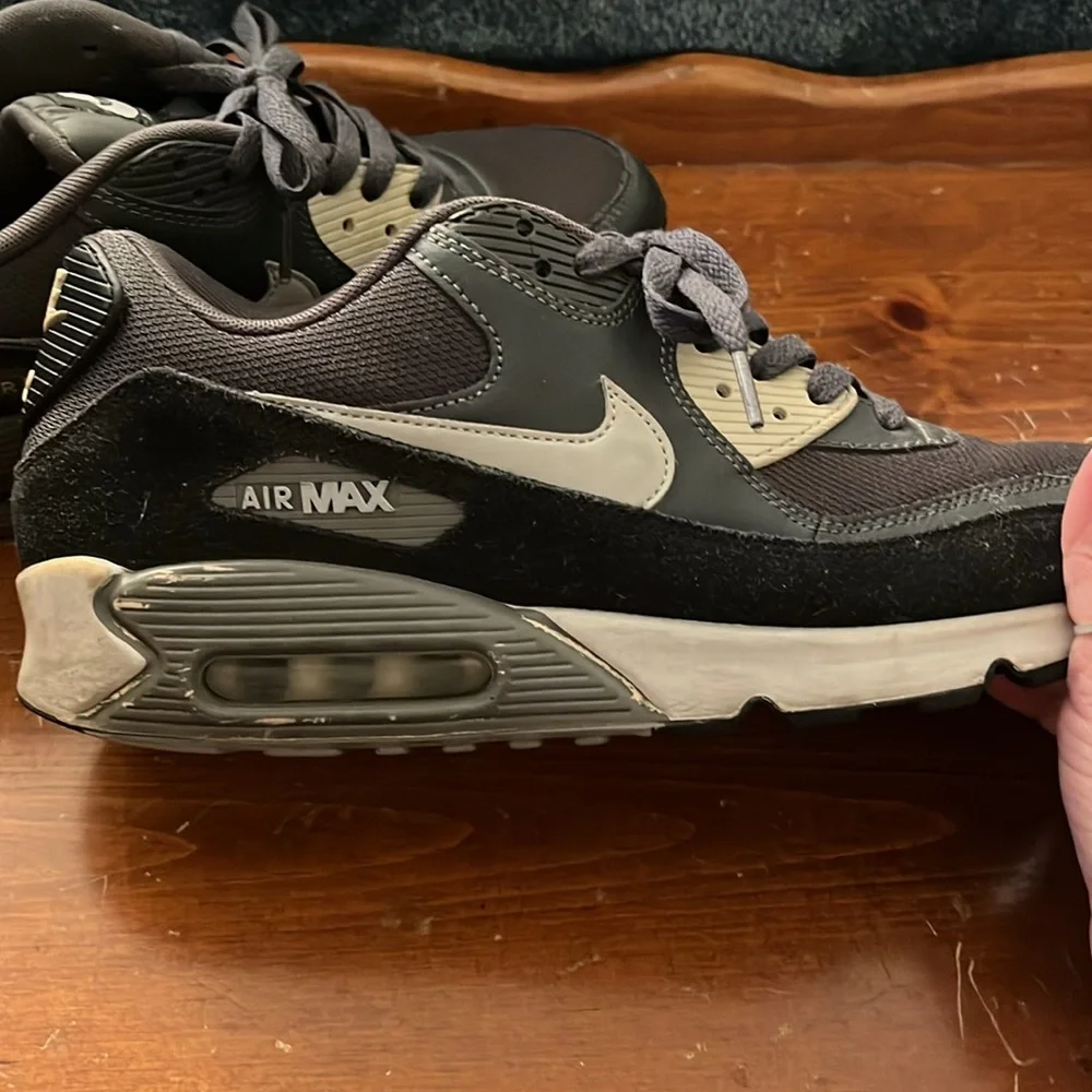 Men’s Nike Air Max- Size 10.5